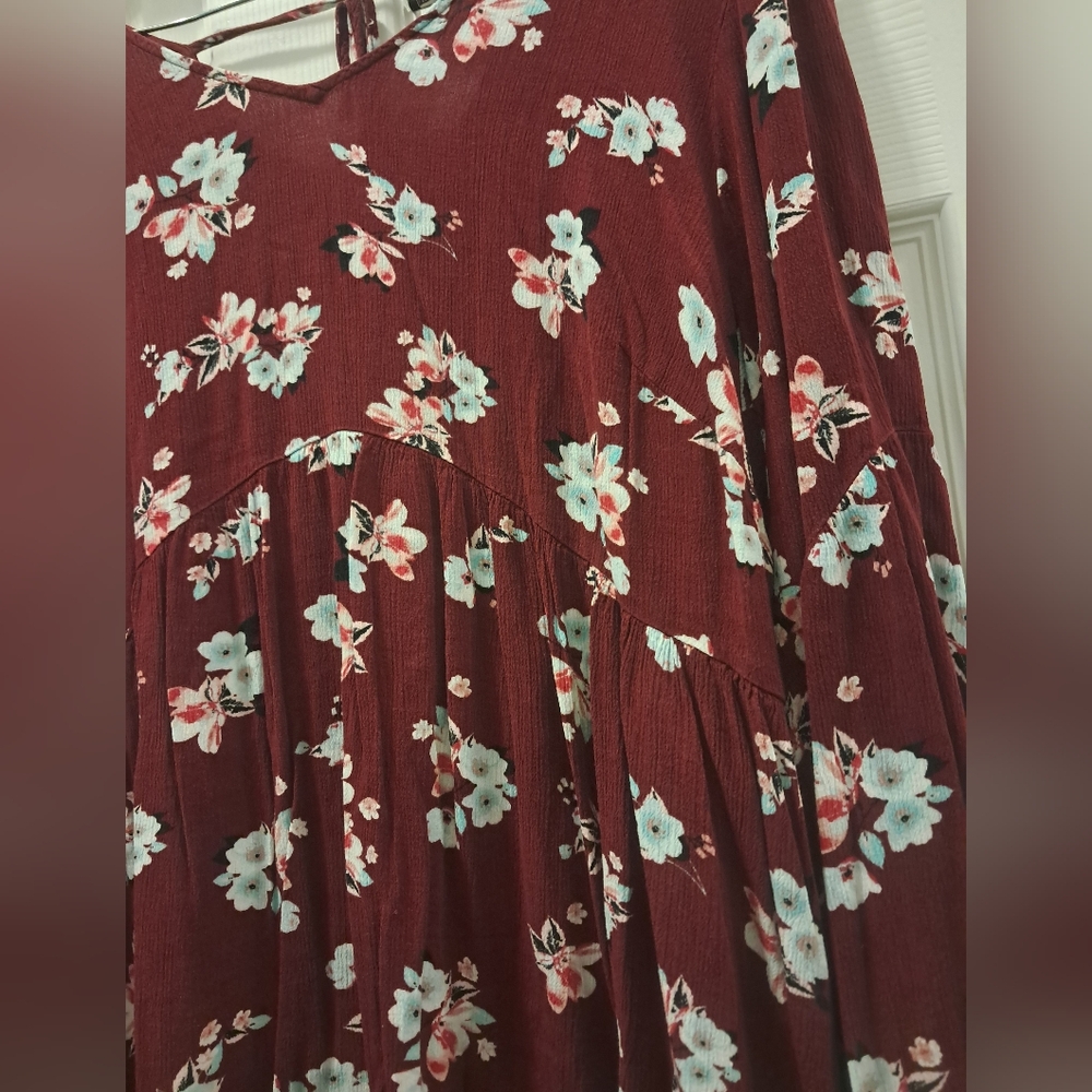 Lane Bryant Floral Blouse - Picture 2 of 6